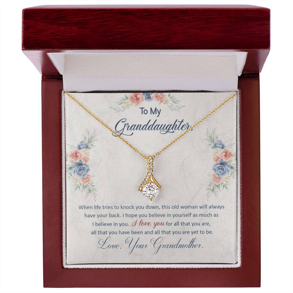 I Have Your Back – Alluring Beauty Necklace